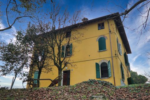 Landejendom i Castelvetro di Modena, Modena, Castelvetro di Modena - € 650.000 | Ref: V002957 - foto 3